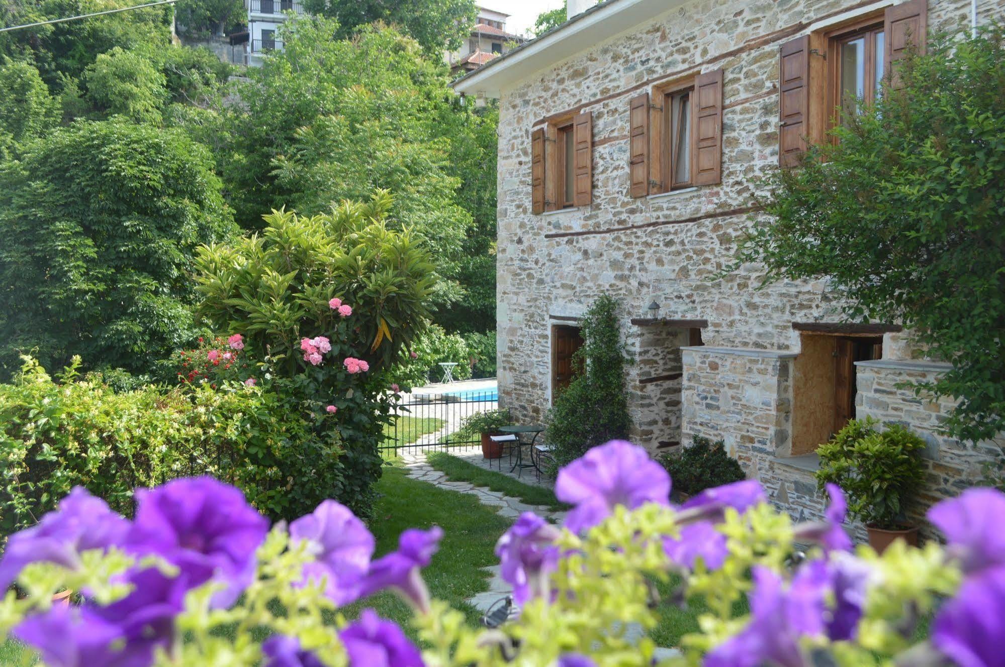 Triantafillies Guesthouse Portaria  Exterior photo