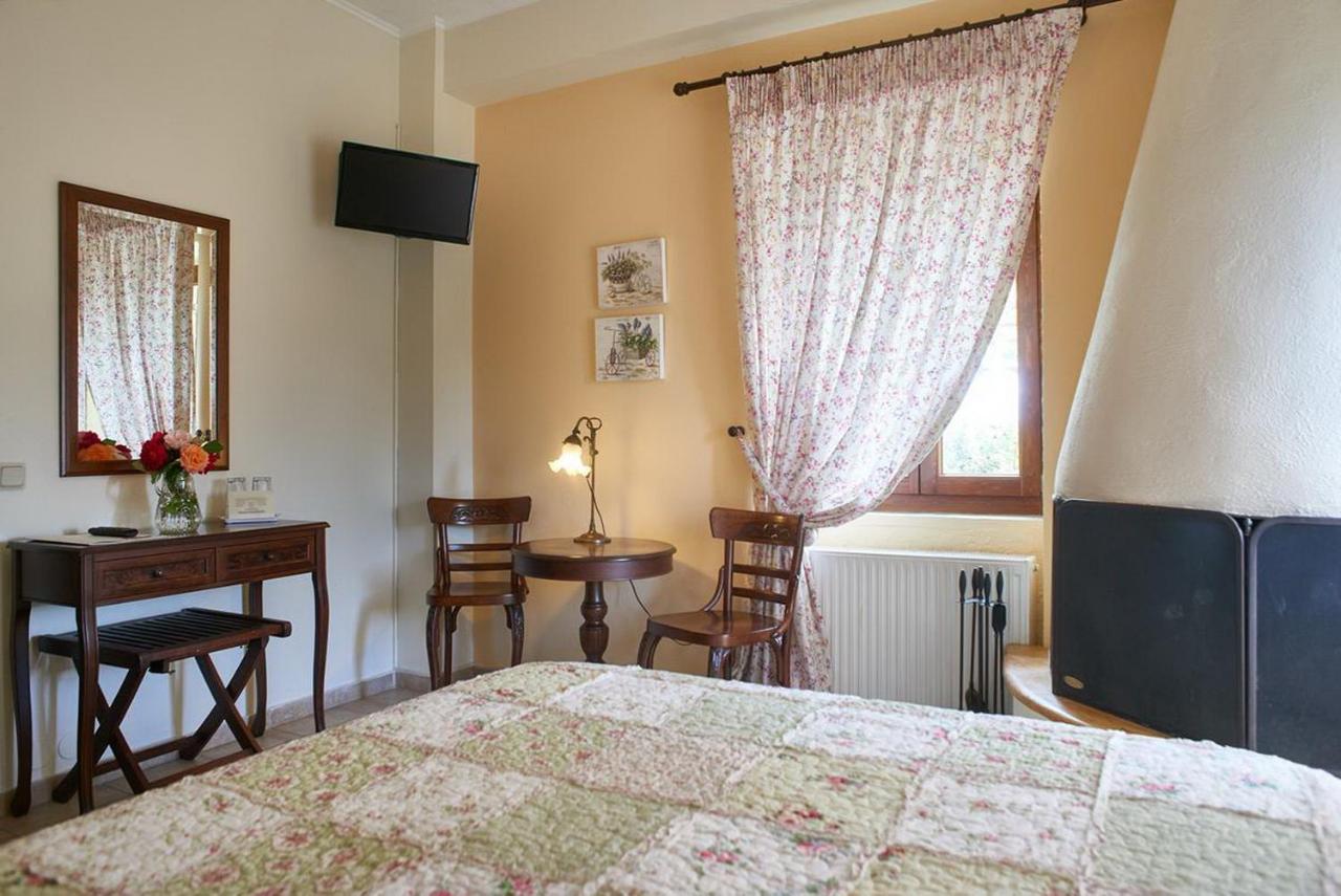 Triantafillies Guesthouse Portaria  Exterior photo
