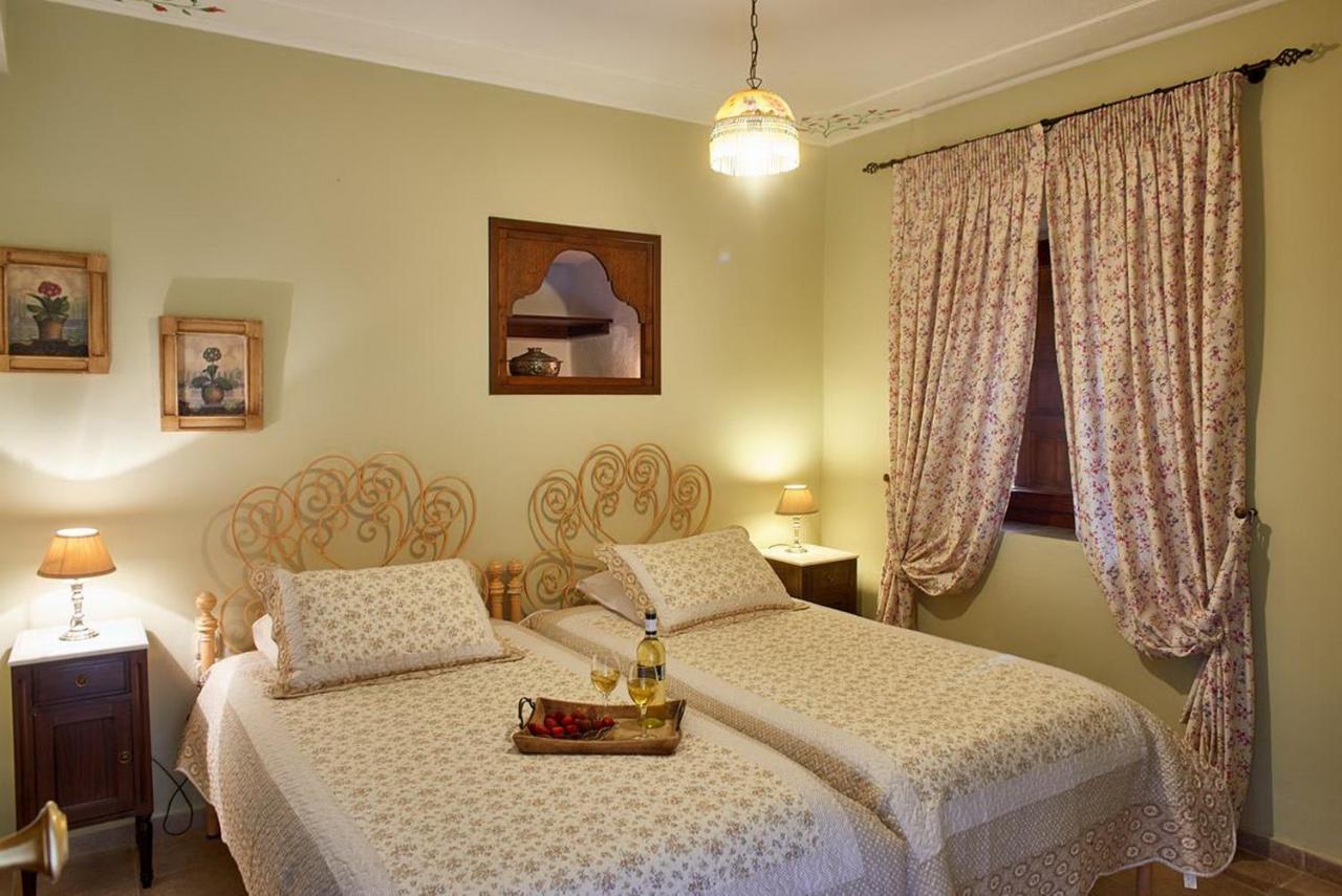 Triantafillies Guesthouse Portaria  Exterior photo